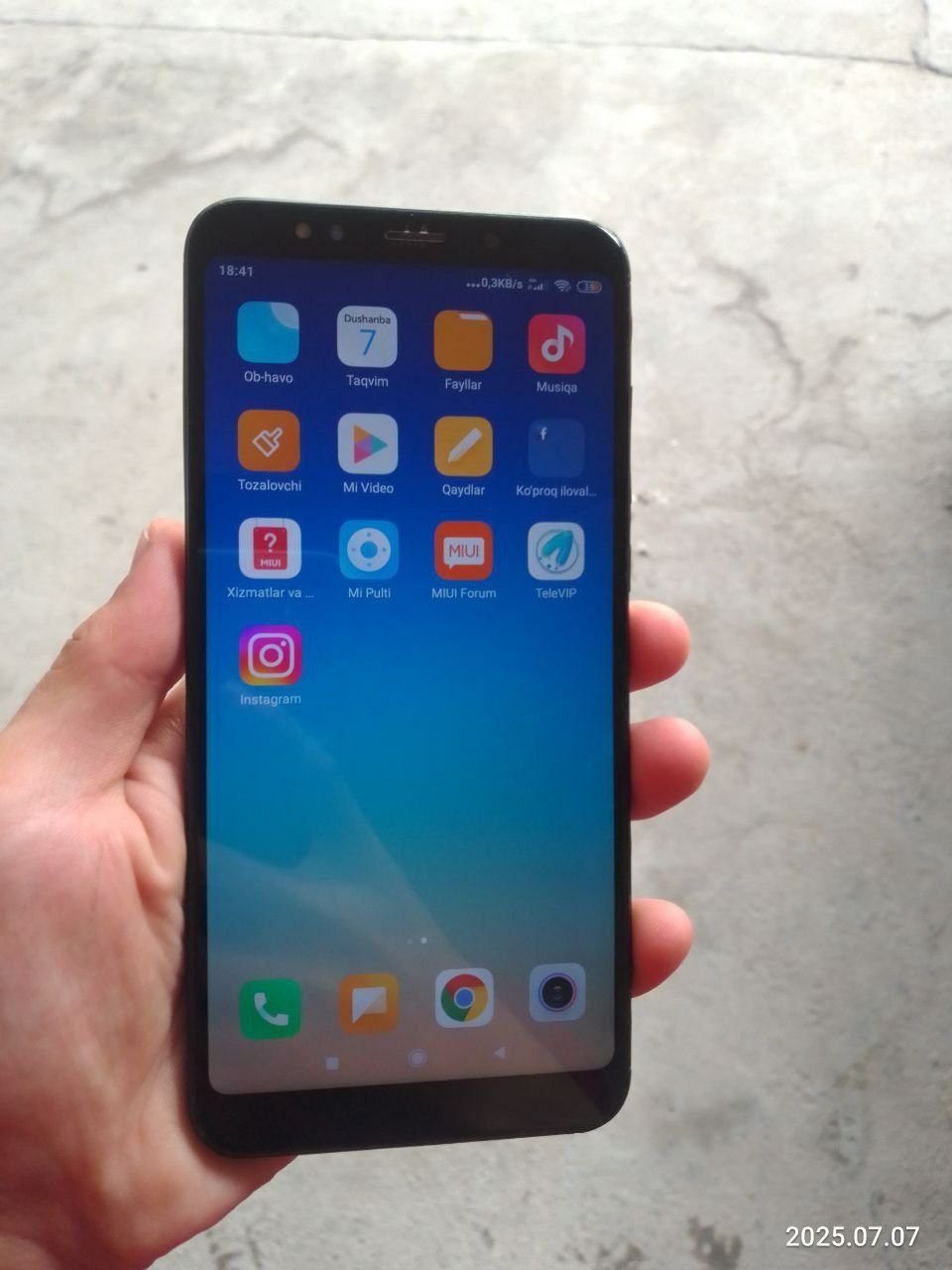 Sotiladi redmi 5+