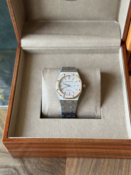 Audemars Piguet Royal Oak Quartz 33 mm - дамски модел