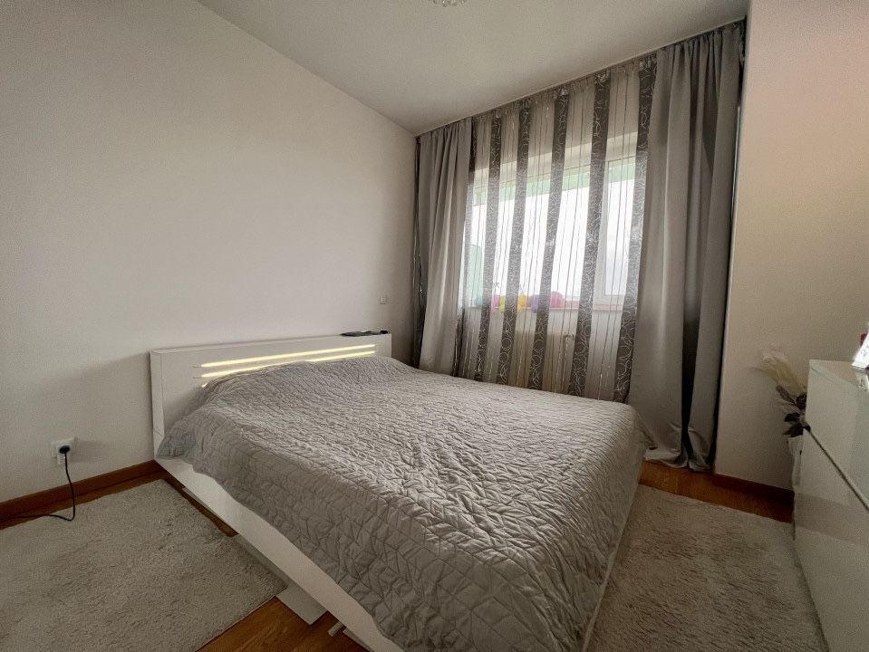 Apartament 3 camere Viva City + garaj de inchiriat