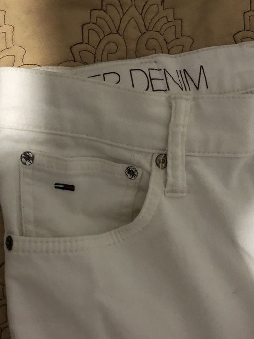 Blugi Tommy Hilfiger albi