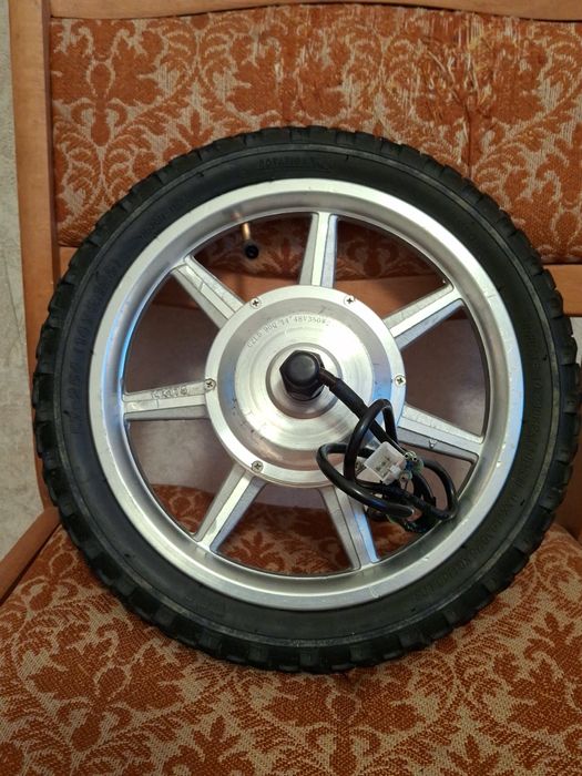 Продам передне моторколесо 14",350w,48в