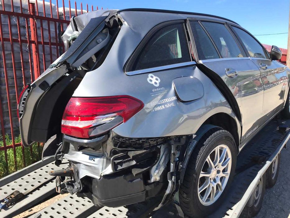 Dezmembrez mercedes class w205 volan STANGA/far full led w205/interior