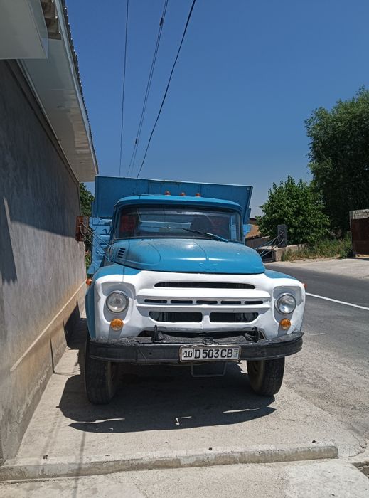 Zil 130 samasval srochna sotiladi