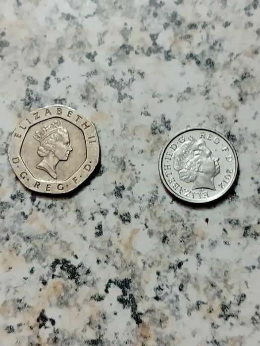 Лот монети: 20 пенса Великобритания 1996 + 5 пенса Великобритания 2012