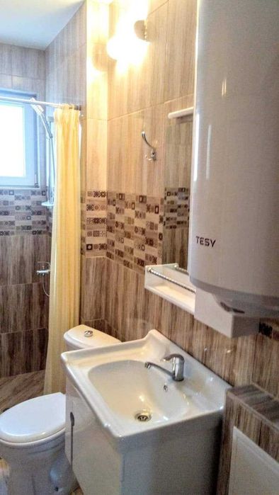 Дава се под наем Двустаен апартамент в Добрич, Център - 65 кв.м за 326.4 € - Снимка #6