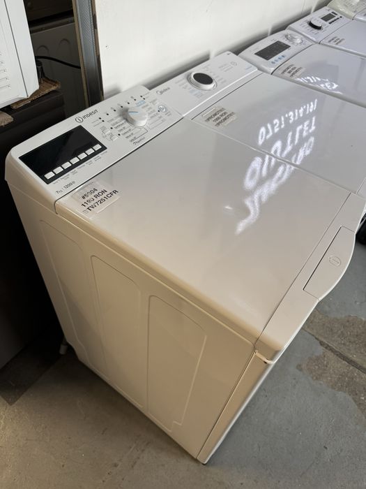 Mașină de spălat rufe verticala Indesit BTW7251CFR