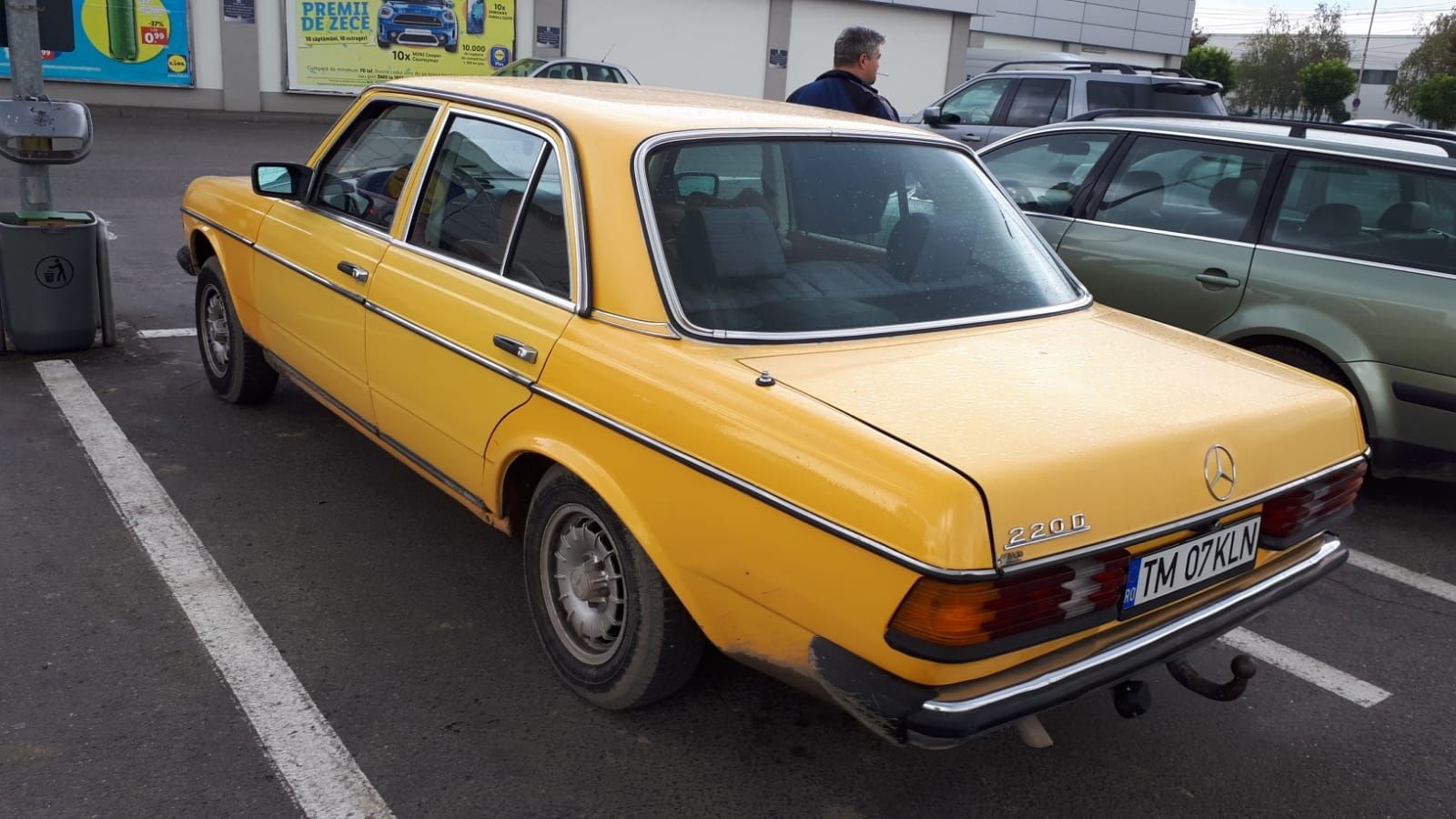 Mercedes Cobra W123  220d  1978