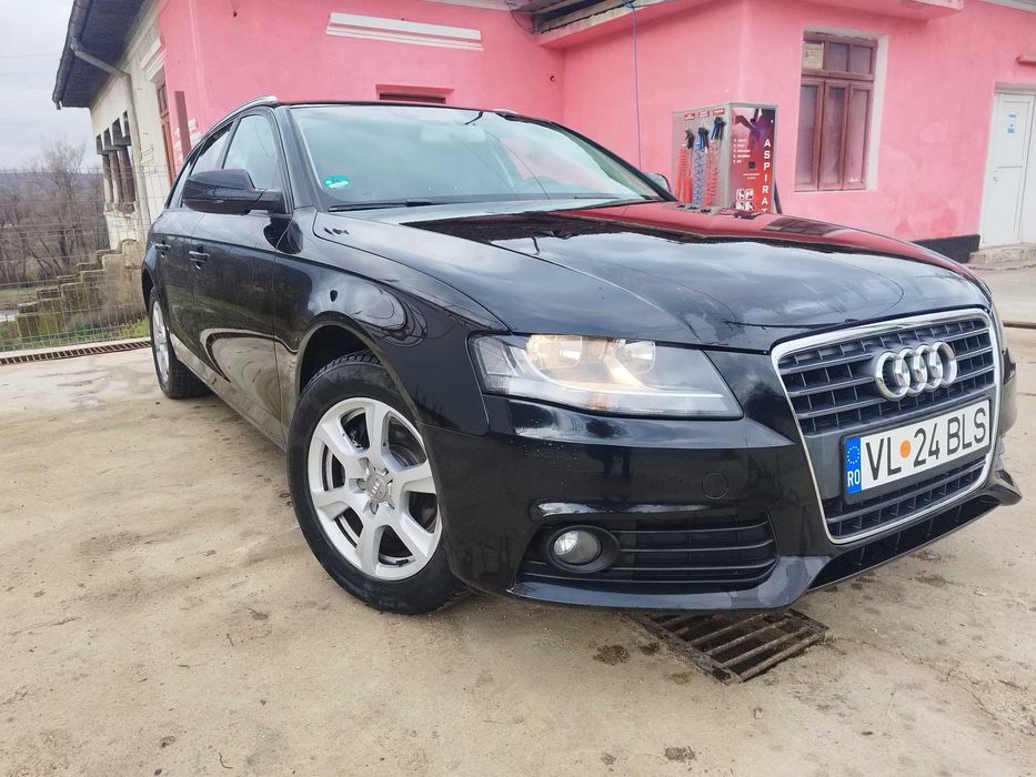 Audi a4  2.0 tdi. 2012 pe acte!