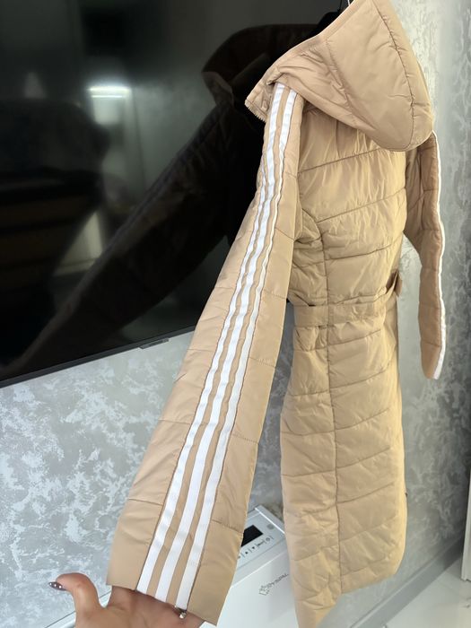 Оригинално дамско яке Adidas