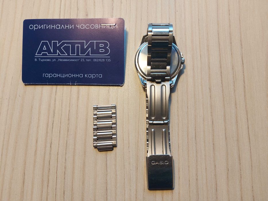Часовник CASIO 5336 MTP-1370 Мъжки аналогов сребрист JAPAN с дата ден