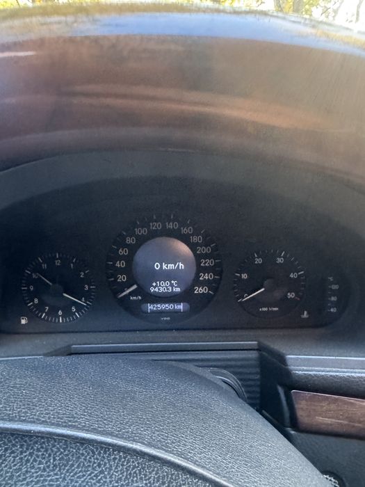 Vand Mercedes E280 -3.0 l