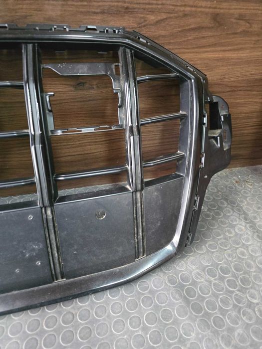 Продаваме оригинална решетка за Audi SQ7 2020г