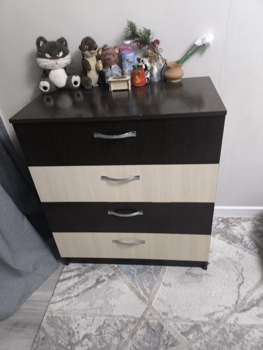 Продам комод в хорошем состоянии.