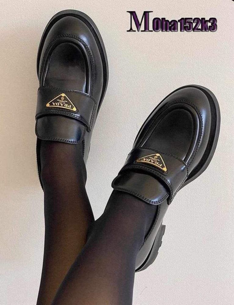 Loafers piele Prada 39