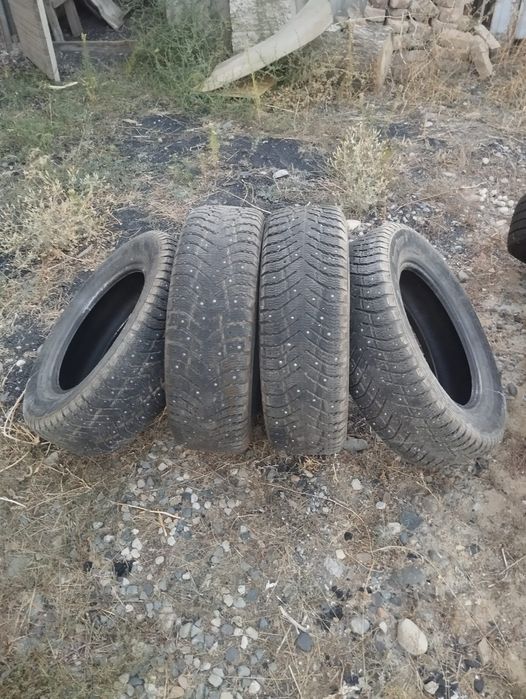 Продам зимние шины