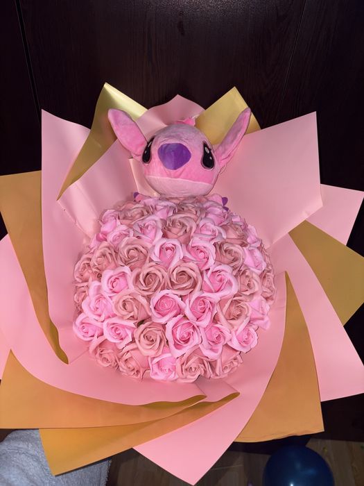 Buchete de trandafiri din săpun și aranjamente