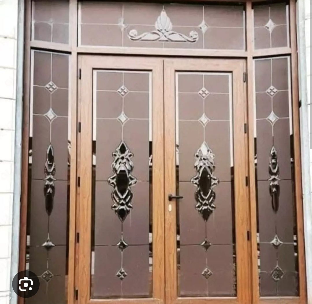 Sifatli rom eshik vitraj arzon narhlarda