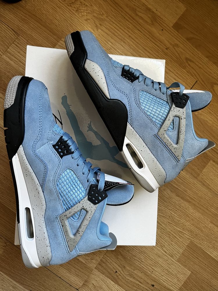 Jordan 4 university blue