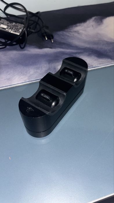 Зарядная станция для джойстиков