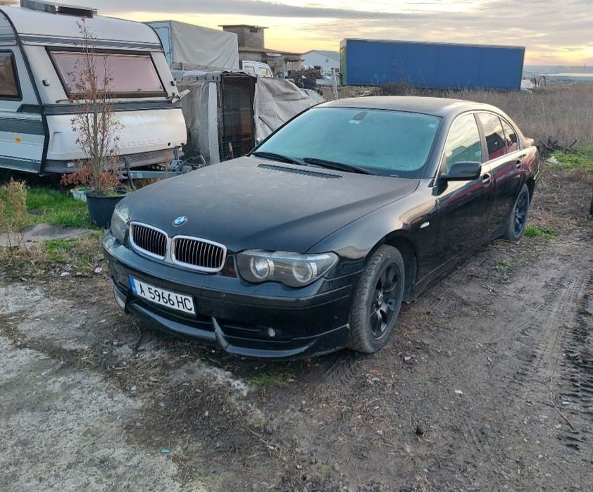 BMW 735i на части