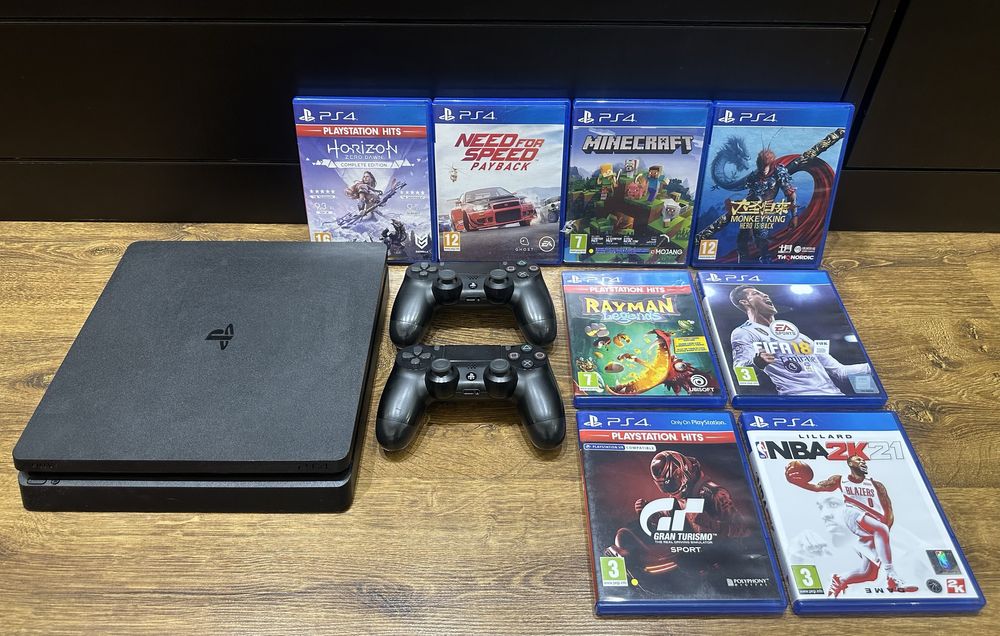 PlayStation 4 Slim 1TB Като Нов
