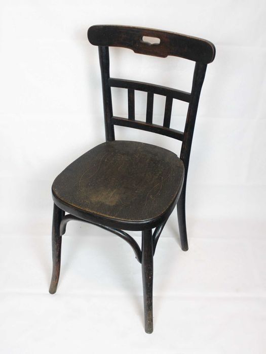 Винтидж виенски столове „Карловац“ дървени