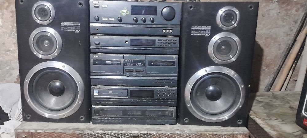 3ta duxofka 1 muzikalni sintir 1 binza pila xammasi 100$