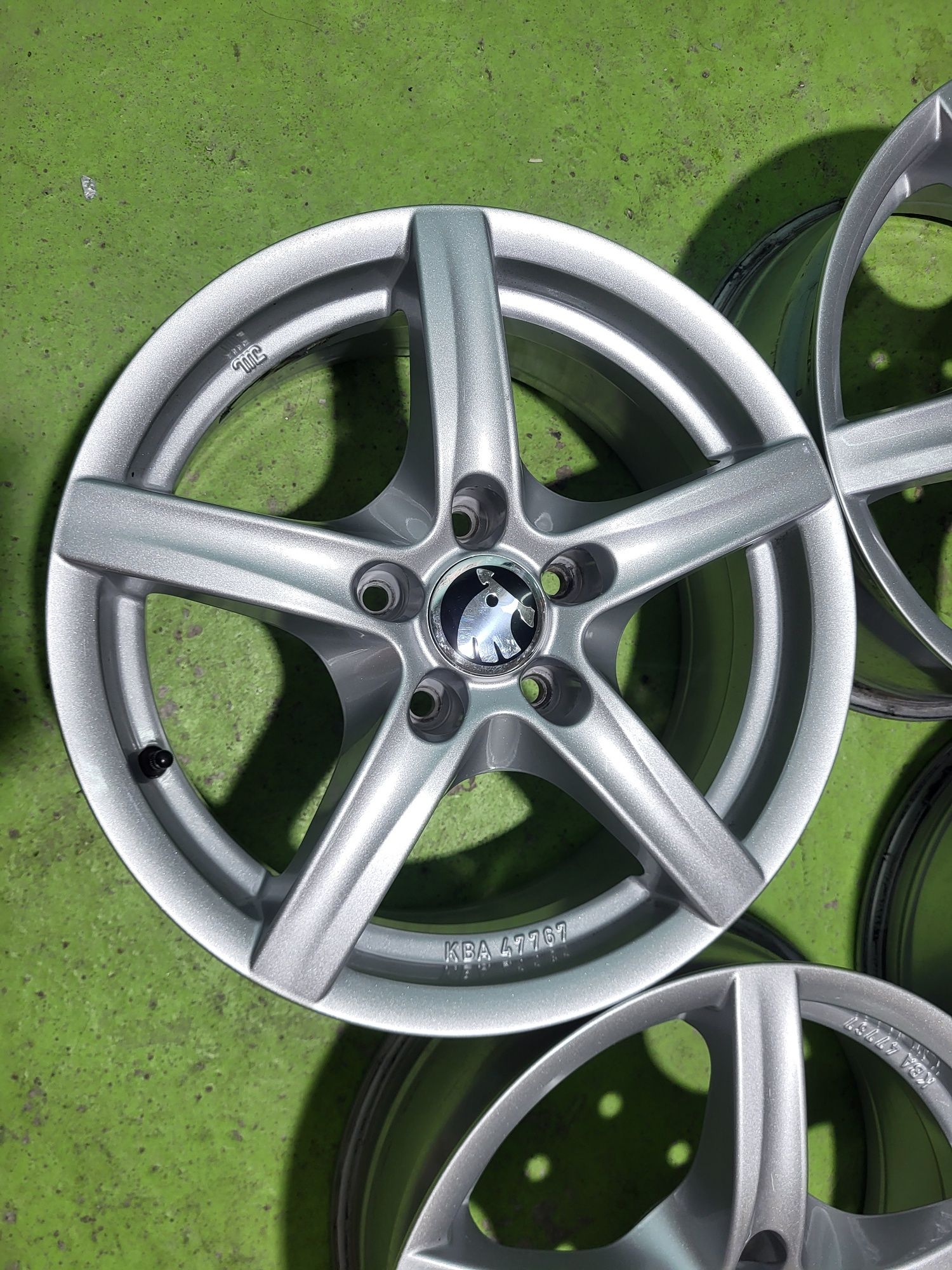 16 5x112 Skoda лети джанти 5х112 шкода