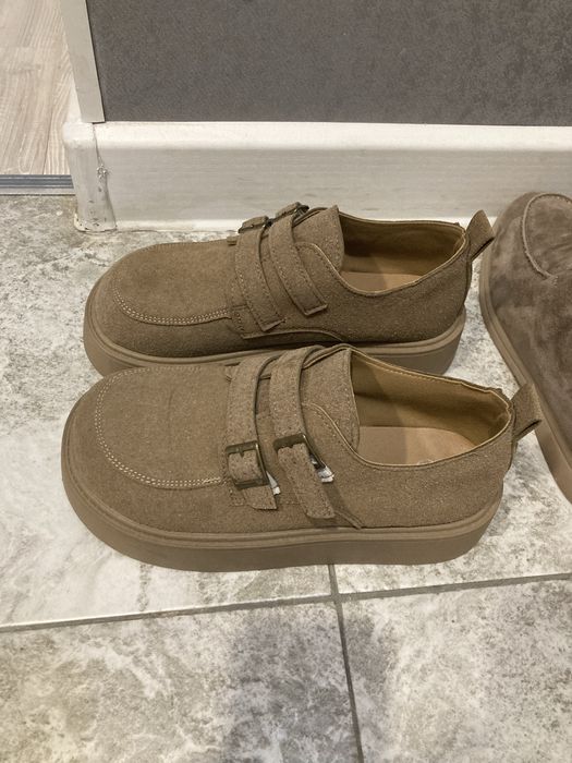 Обувь ботинки продается