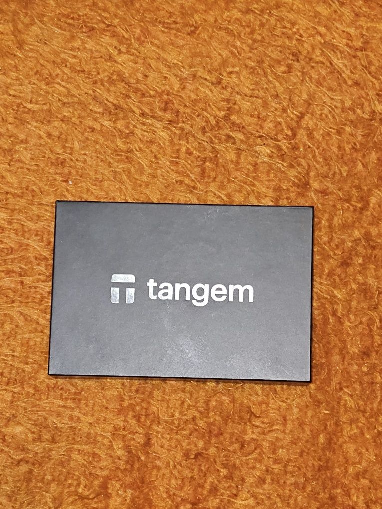 Продавам криптопортфейл TANGEM 2.0