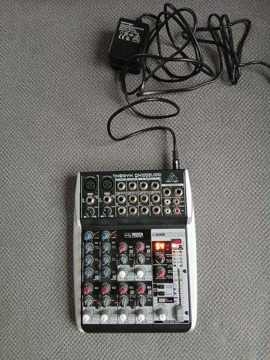 Аудио миксер  микс пулт Behringer xenyx 1002 fx usb