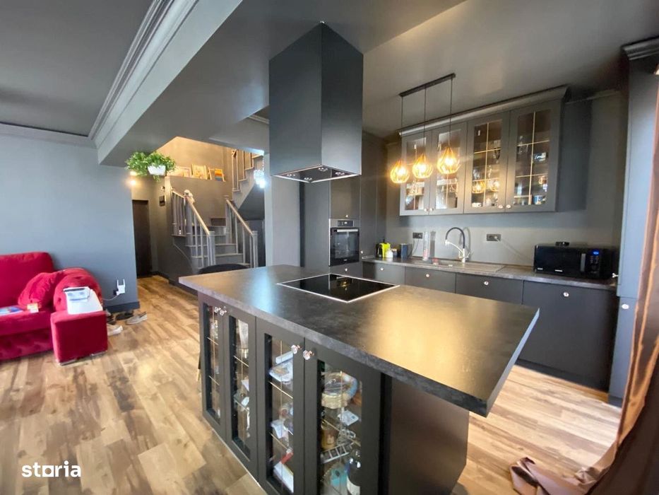 De închiriat penthouse de lux122mp