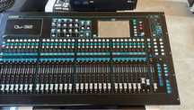 Mixer digital Allen&Heath QU32
