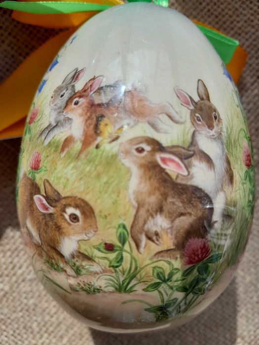 4 Oua decorative de Paste,foarte aspectoase,dimensiune 10cm