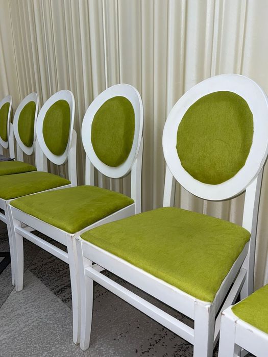 Продам стулья для гостиной