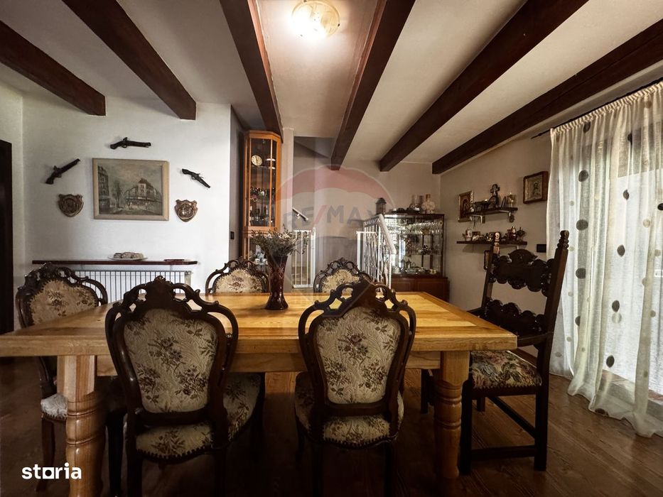 Casă +teren de vanzare in Bacau,  poziție excelentă la E85