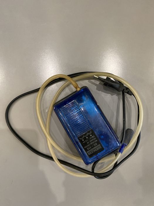 Аэратор или воздушныц компрессор для аквариума