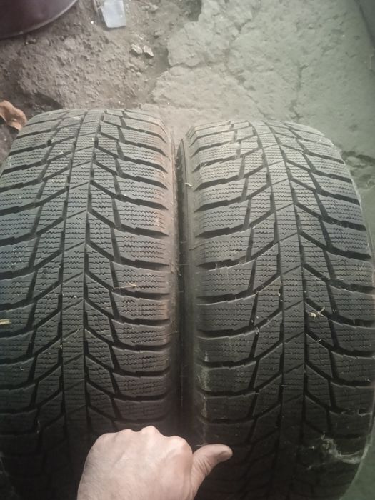 Продам зимнюю резину пара