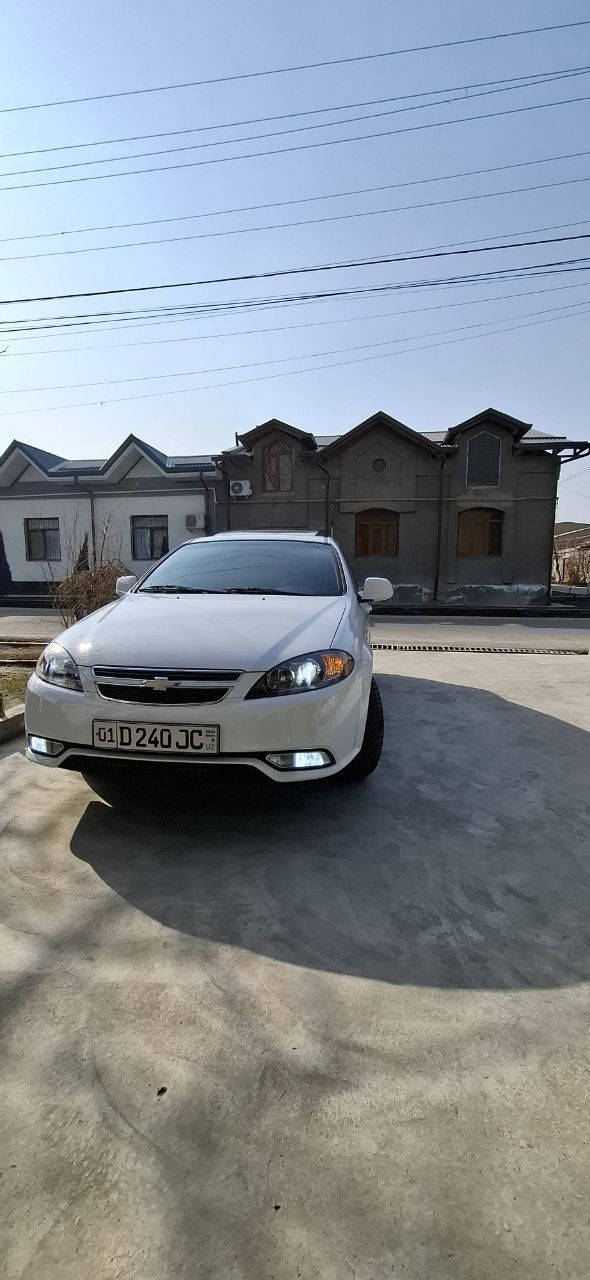 Jentra 2023 moshina