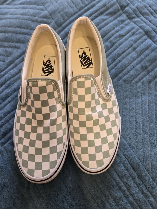Продам Кеды vans новые
