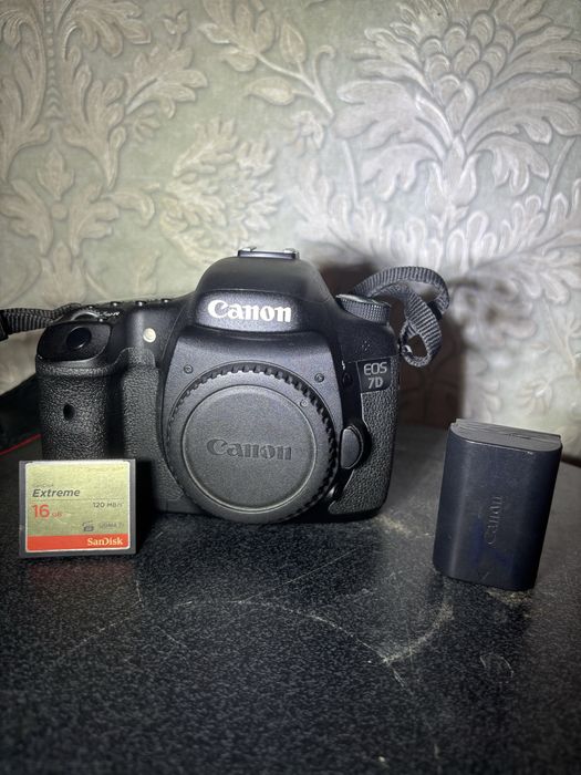 продается canon eos 7d