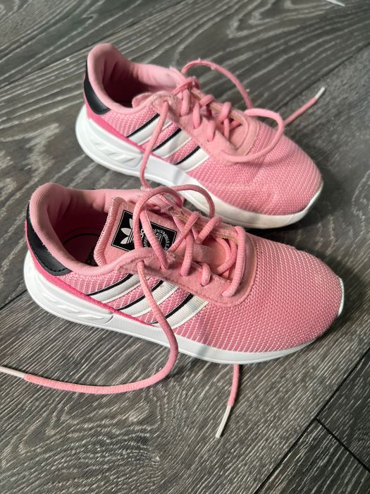 Детски маратонки в отлично състояние