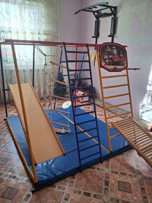 Спортивно игровой комплекс детский велосипед