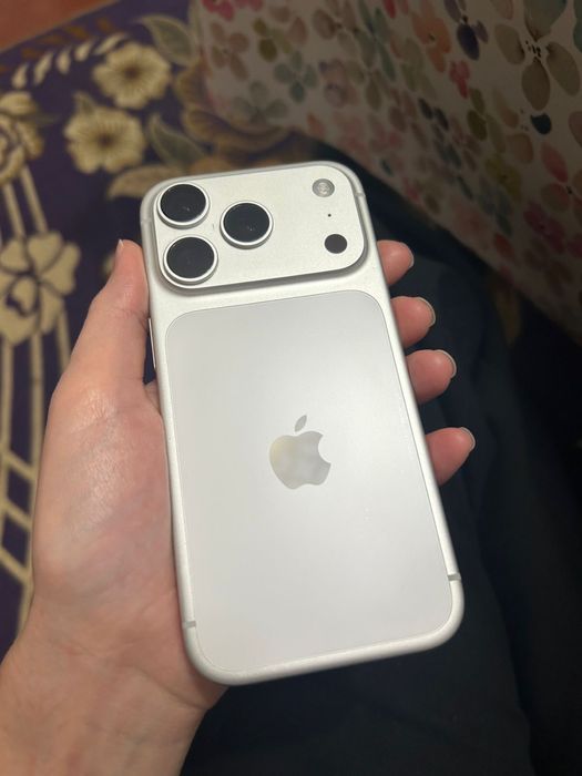 Айфон 17 про 256 гб