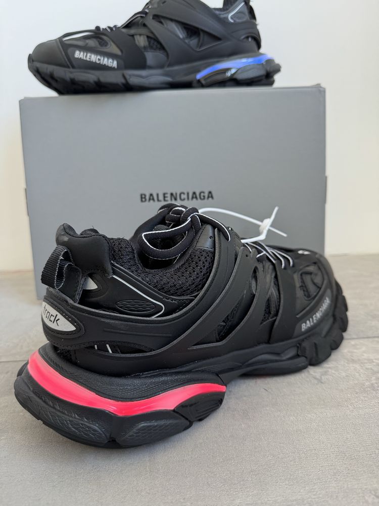Balenciaga Track 2.0 Led