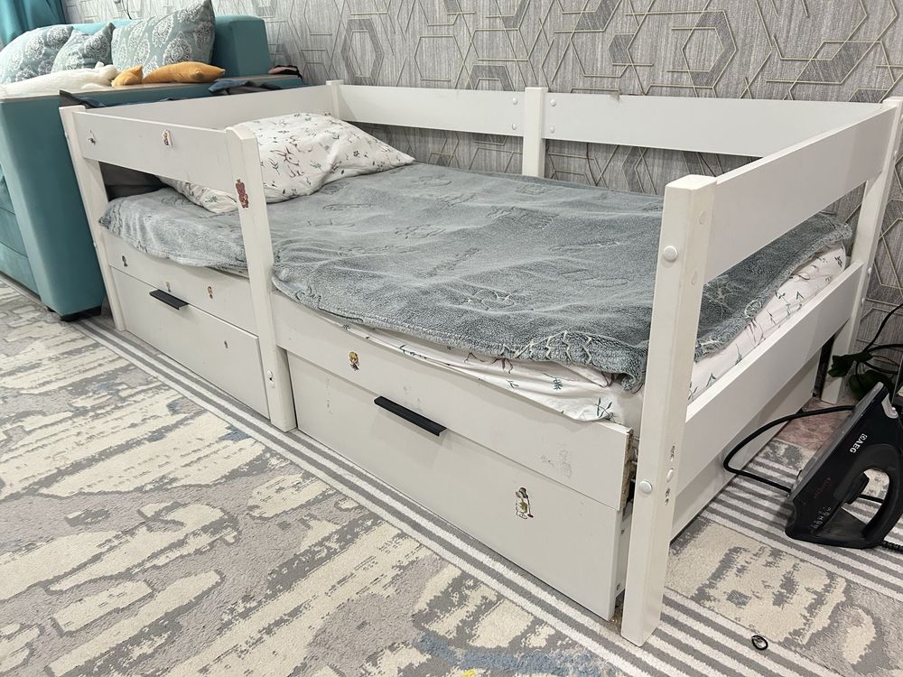 Продам детскую/подростковую кровать