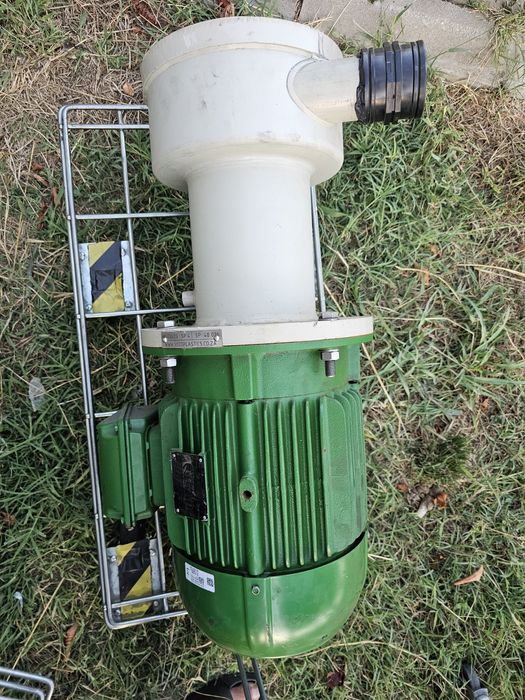 Vand motor electric trifazic 5.5kw