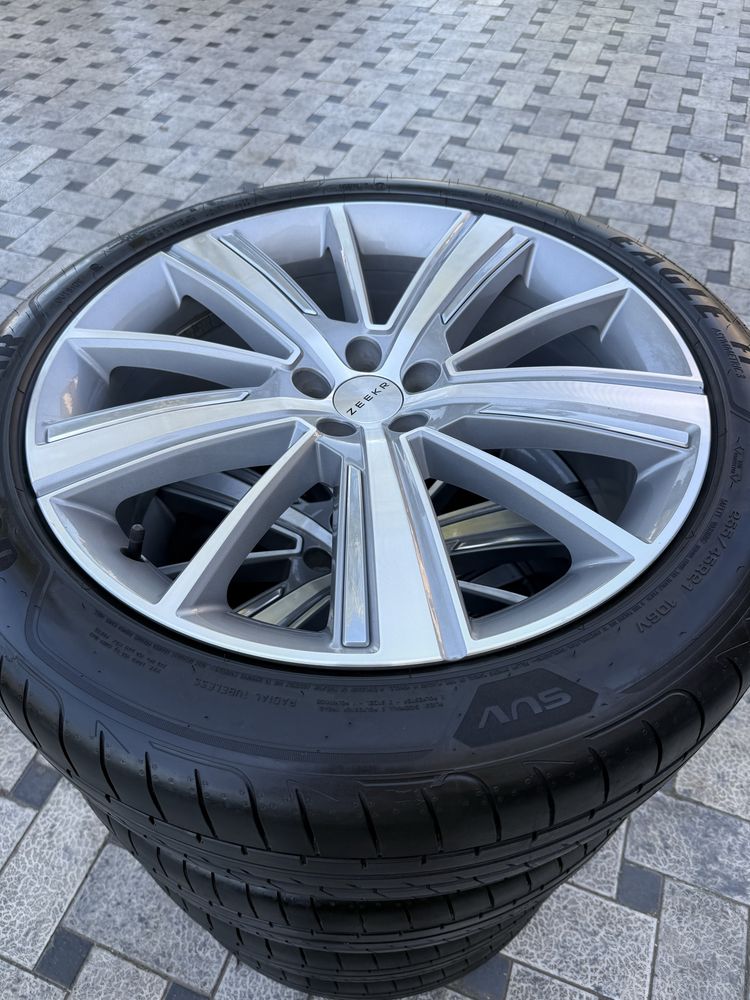 Zeekr 001 R 21 diska balon 255”45”21 goodyear yengi peregon arginal