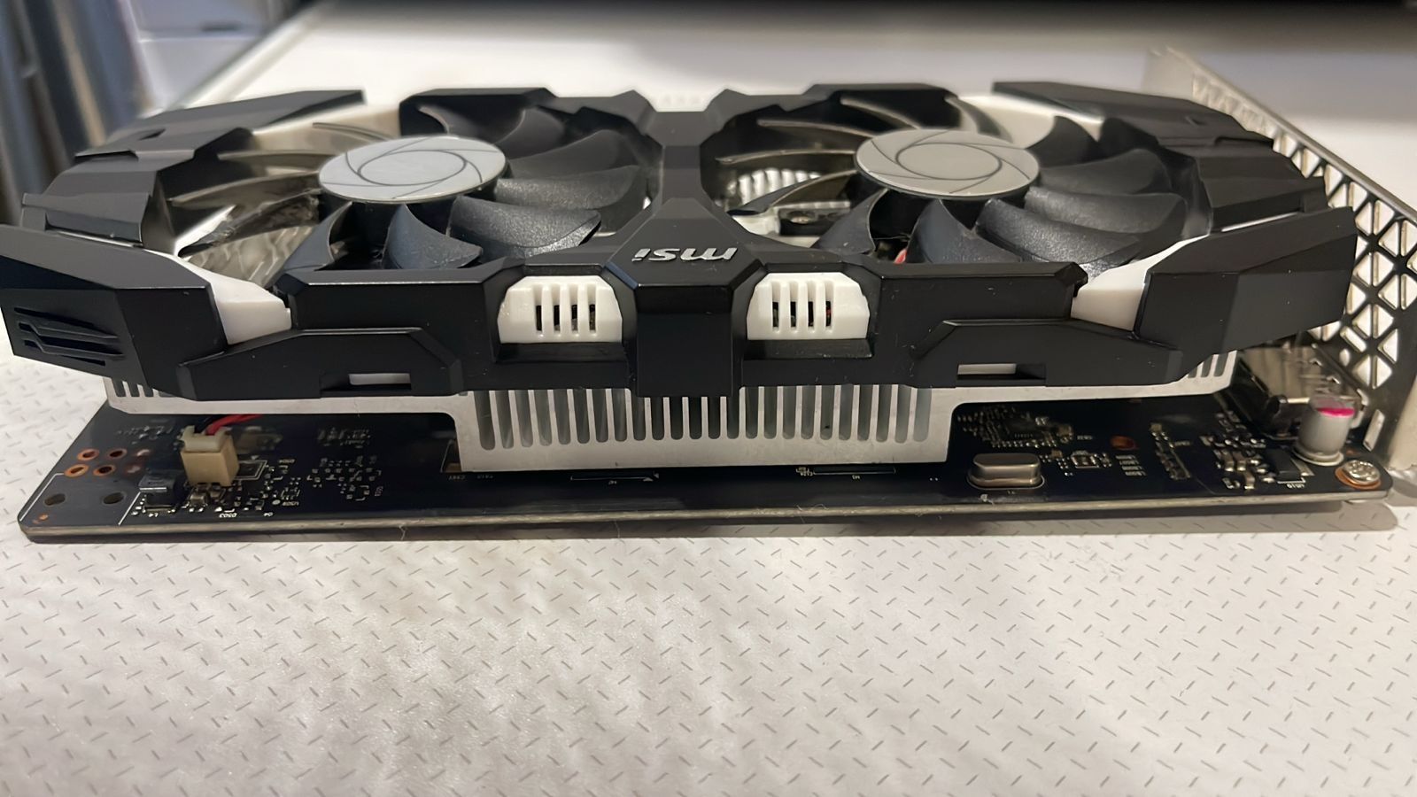 видеокарта GIGABYTE NVIDIA GeForce GTX 1050 Ti msi