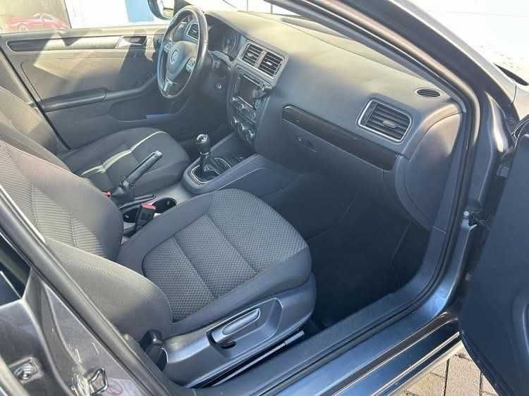 VW JETTA 2013 1.6 TDI